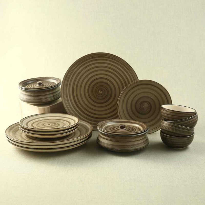 Teramo Brown Dinner Set of 14 - Image 6