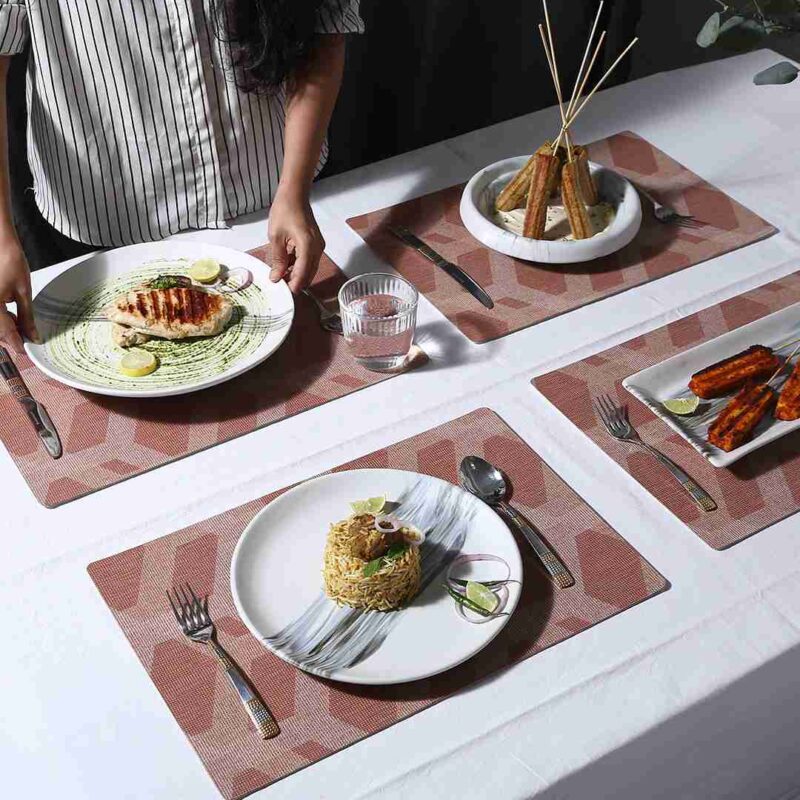 Valentina Reversible Damask & Geometric Placemat Set of 6 - Image 2