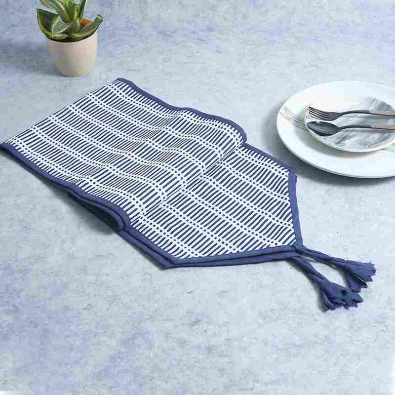 Como Table runner - Blue - Image 4