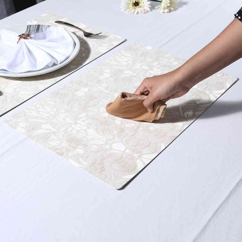 Valentina Reversible Floral & Solid Placemat Set of 6 - Image 3