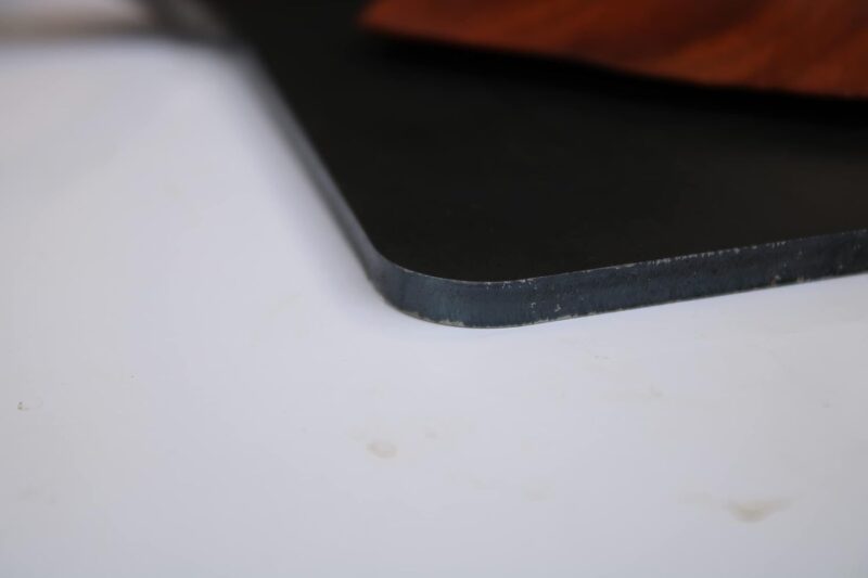 PRINA E-SHOP Pure Iron 4kg Flat Square Design Tawa with Laser Cutting Handle for Dosa/Roti/Chappati/Pathri/Gas & Induction-Friendly Dosa Kallu (Black_30cm x 30cm) - Image 3