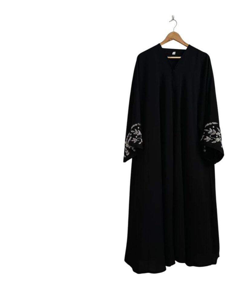 Stylish Embroidered Black Burqa for Women, Dubai Style - Image 3