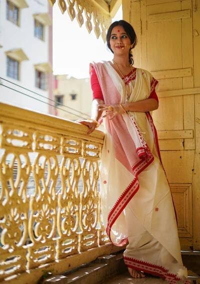 Zwab Women's Cotton Silk Soft Jamdani Sarees With Attach Unstitched Blouse Piece (Off White) - Image 7