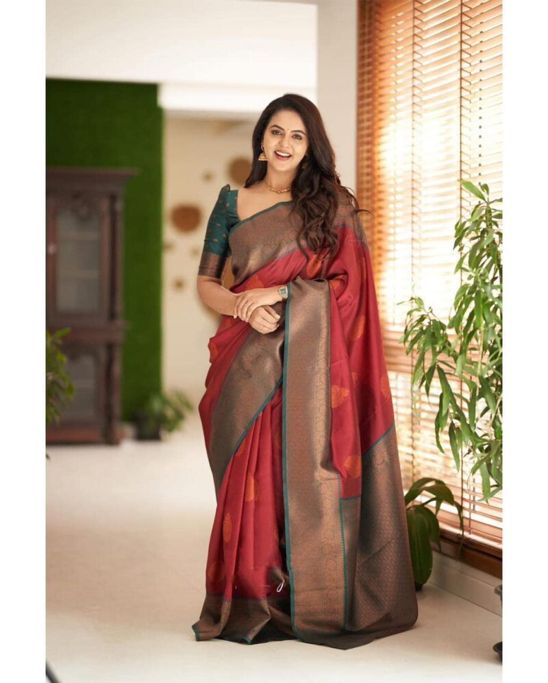 SGF11 Women's Kanjivaram Soft Lichi Silk Saree With Blouse Piece (Maroon) - Image 2