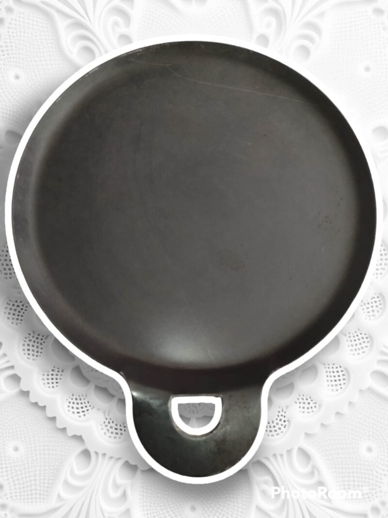 Madurai ARTISANS Club - Flat Design - Ethnic Handmade - Pure Iron | no Non-Stick Coated TAWA for DOSA, ROTI - 10.5 INCH (Black) - Image 6
