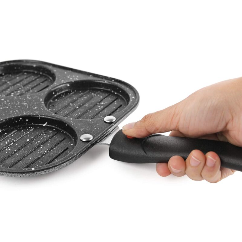 Cello Non-Stick 4- Cavity Aluminium Uttapam Maker with Spatter, Black - Image 4