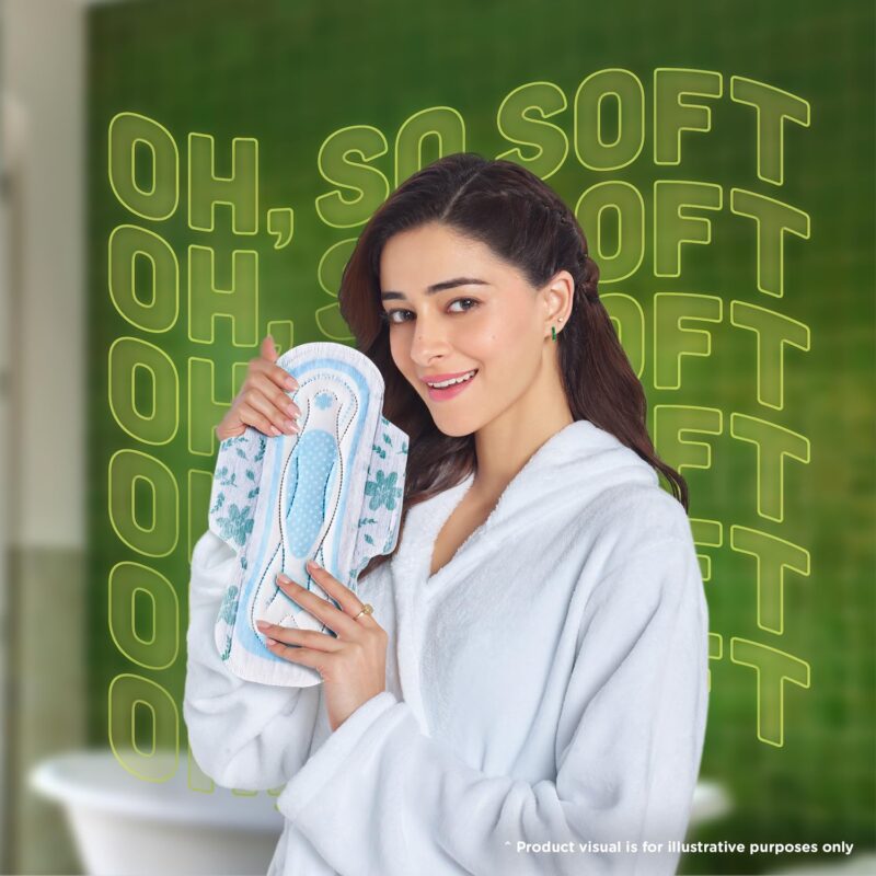 Whisper Ultra Upto No Gap No Leaks Sanitary Pads, 48 XL Pads, For Heavy Flow Protection, With CURVEWEARâ„¢ Technology, Cotton Like Softness, Disposable Wrapper, Locks Odour & Wetness - Image 7