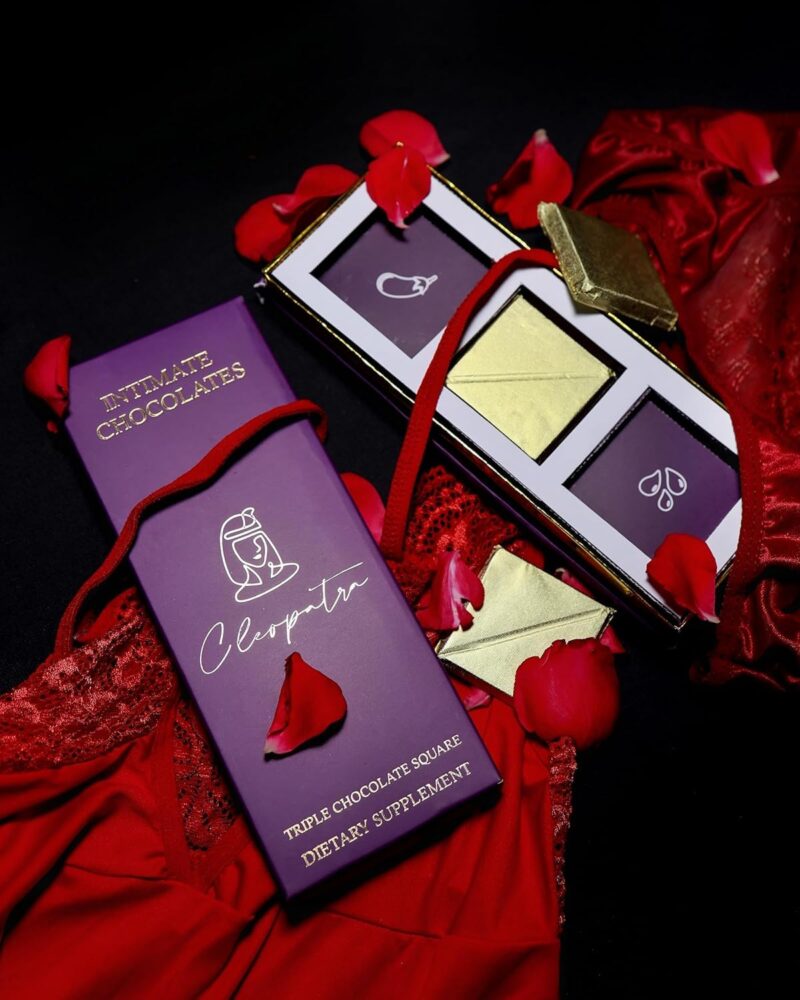 Cleopatra Intimate Chocolate Bars For Uplifting Mood, Vitality, More Desire & Enjoyment Best Gift Set Ideal For Men & Women, 60g With 1 Handcuffs (Hathkadi), 1 Blindfold & 2 Dice - Image 6