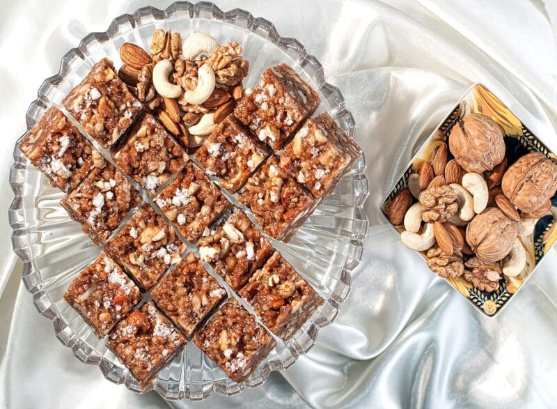 Om Sweets & Snacks Dhoda Burfi - 500 Gm - Image 2