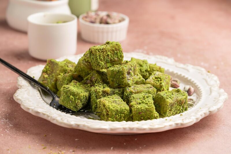 Gourmet Baklava Pista Delight - An Irresistible Pistachio Paradise (500 Grams)