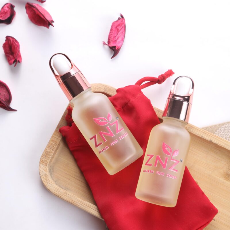 ZNZ Couple Chocolate Gift Set with Blindfold, Massage oil & Scented Flowers / Romantic Gift for Him and Her | Bliss box Chocolate Gift Hamper for Anniversaries, Birthday or Special Occasions/ Ideal for men and women - Image 6