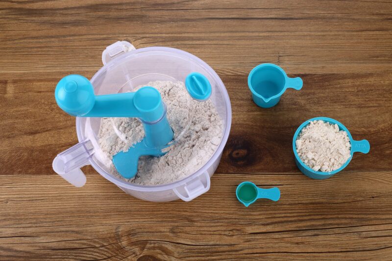 Crystal Plastic Atta Maker, Multicolour - Image 4