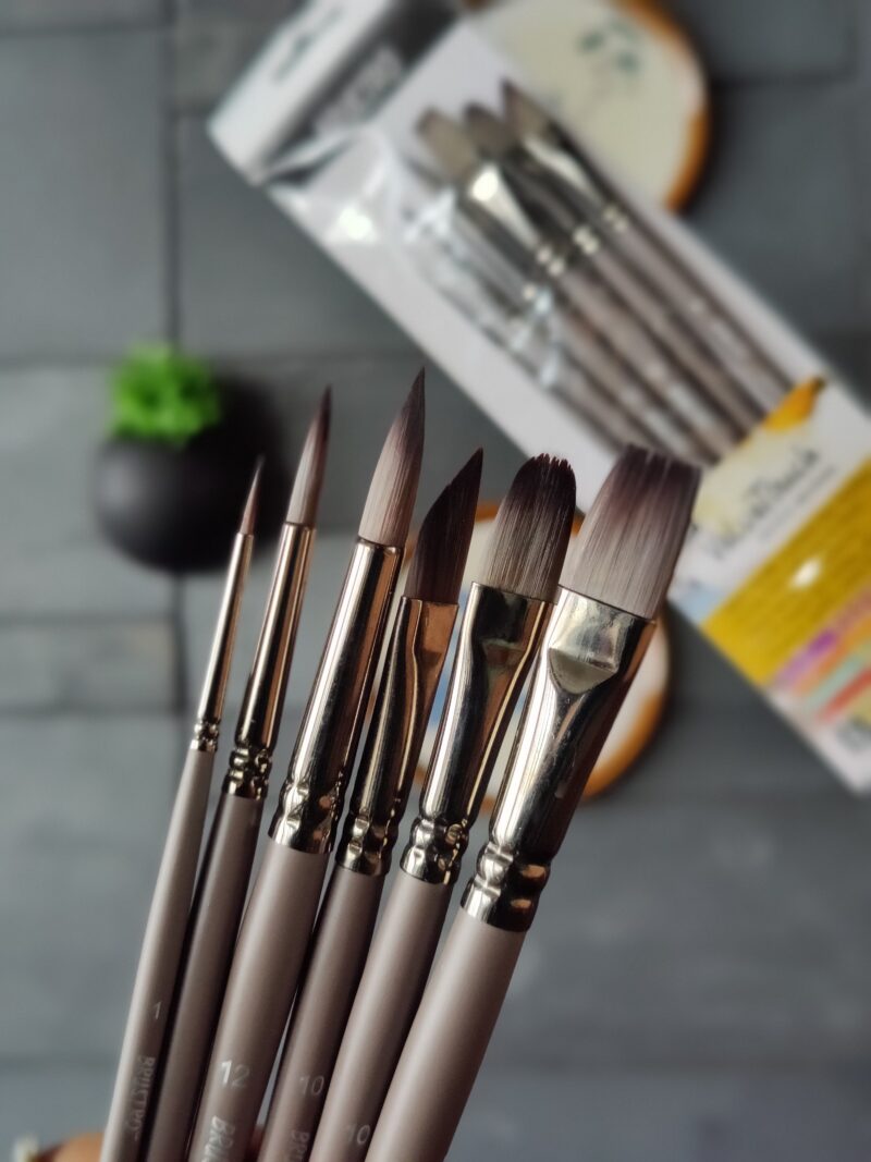 BRUSTRO VelveTouch Artist Brushes | Set of 6 | Gouache, Acrylics, Watercolor, and Oil Painting | Short Handle, Synthetic Bristles, Round, Filbert, Dagger, Flat Shape - Image 6