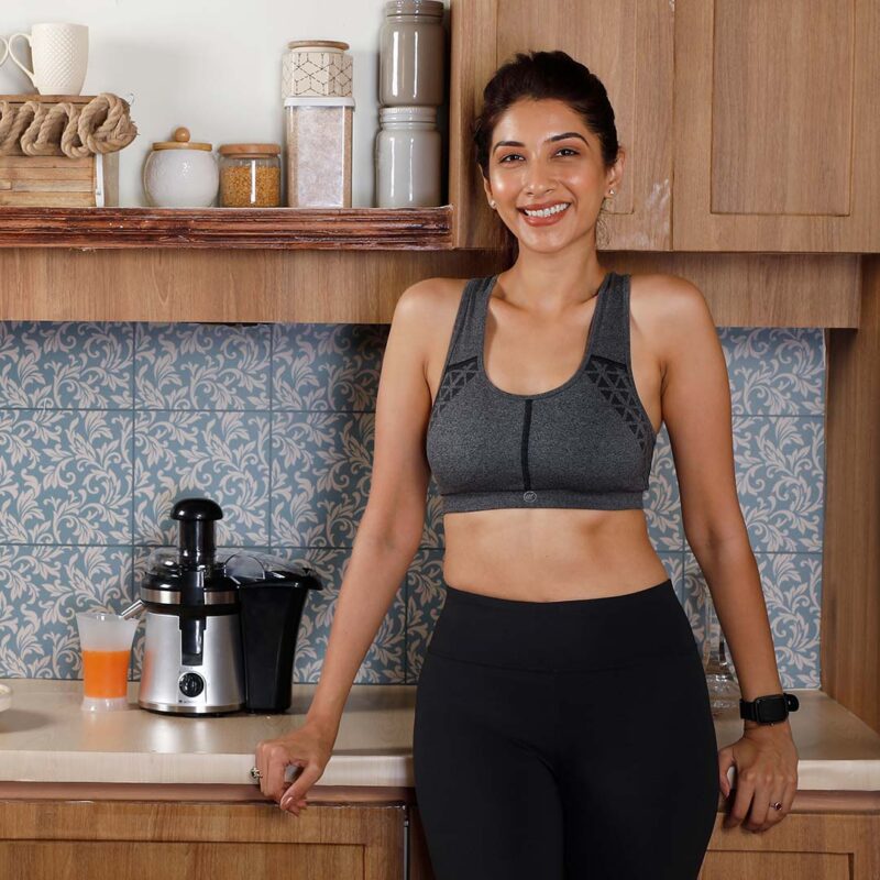 Prato Compact Centrifugal Electric Juicer for Fruits and Vegetables, 250W| Juicer Mesh with Stainless Steel Sieve| Dual Speed| BPA free Anti Drip Juicer Machine, Appliance| Easy to Clean| Healthy Juicer Machine| 1 Year Warranty | Black & Silver - Image 8