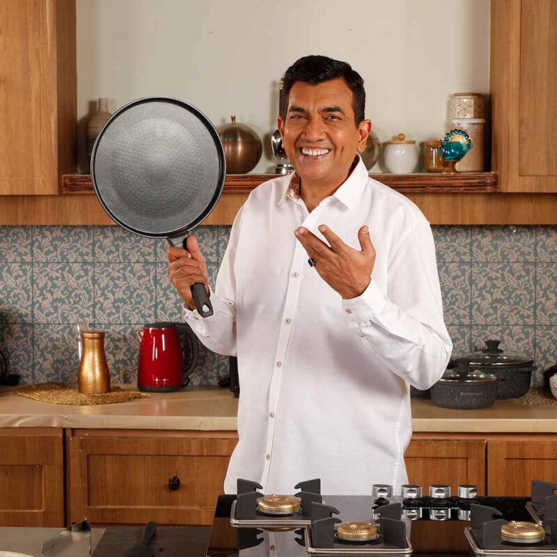 Inducta Die-Cast Aluminium Non-stick Dosa Tawa | 3.8 mm Extra Thick Base | 28cm Non Stick Tawa | Ideal for Roti/Paratha/Dosa | Induction Friendly | Soft Touch Bakelite Handle | 2 Year Warranty | Black - Image 3