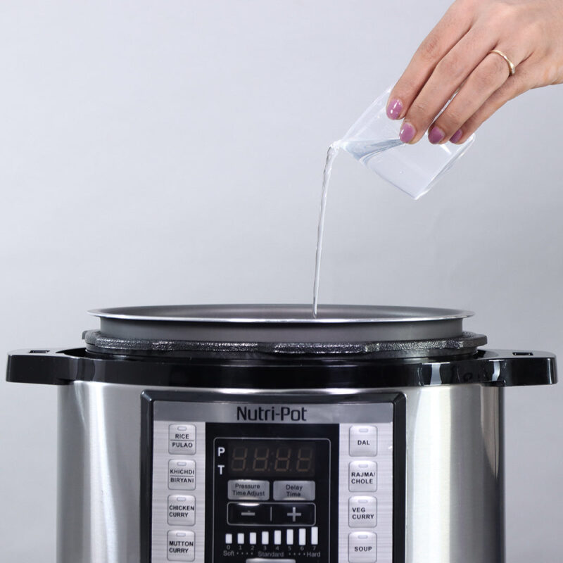 Nutri-Pot 6L - Measuring Cup - Image 5