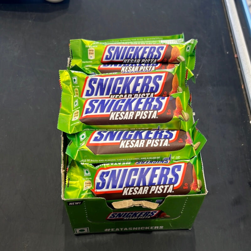 24x Snickers Kesar Pista Chocolate Bar 22g each - Pack of 22g - Image 2