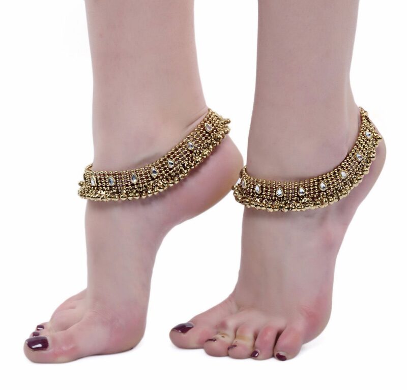 Shining Diva Fashion Women and Girls Diva Antique Gold Kundan Studded Payal Anklets (Golden)(r5634a) - Image 3