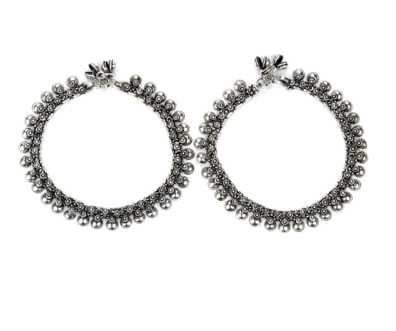 Sasitrends Oxidised Silver Floral Payal Traditional Antique Anklet with Ghungroo Charm for Women