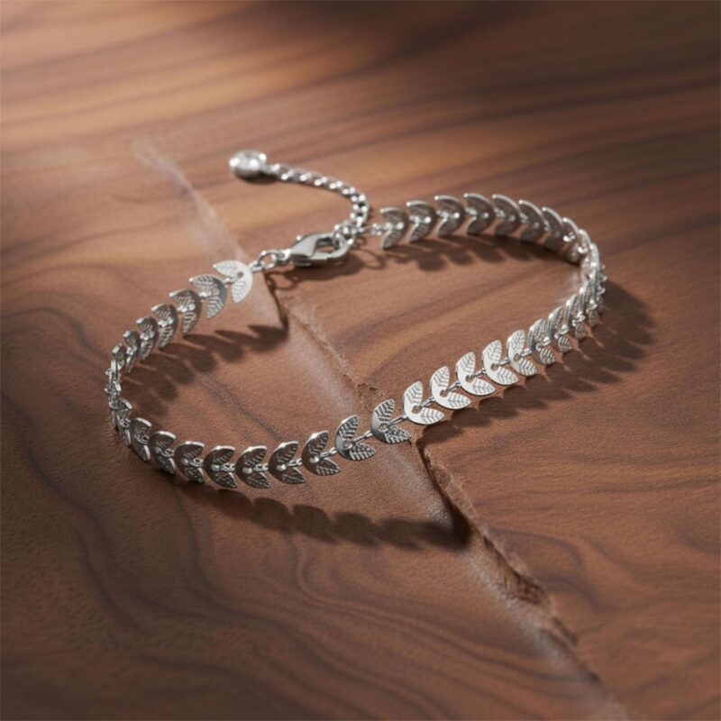VAMA FASHIONS Adjustable 18K Silver Plated Anklet Leg Chain Toes Foot Ankle Heel Anklets Payal Single Chains For Girls Women (Leaf Anklet Payal) - Image 6