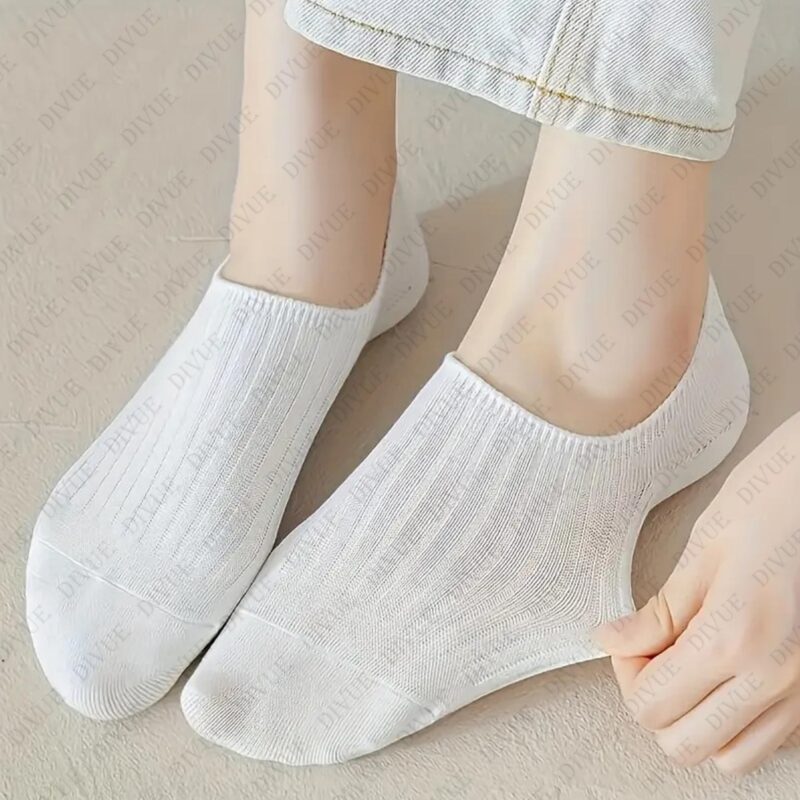 DIVUE Ankle Length Low cut Socks for Men & Women | 6 Pair Multi Color Combo Pack | Soft Cotton Stretch Fabric | Breathable, Sweat Absorbent & Durable | ankle Casual Sports Socks - Image 5