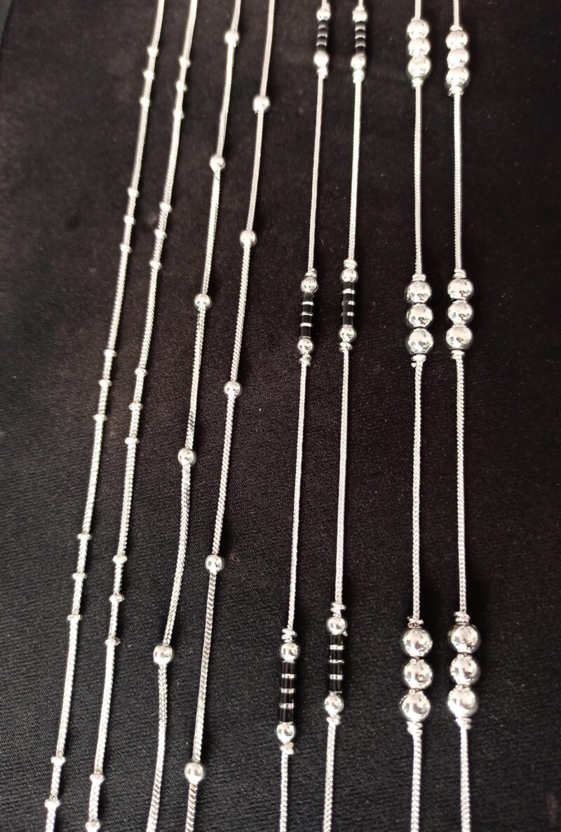 curesta 4-Pair Anklet Combo for Women – Trendy Silver & Black Payal Set | Stylish Dailywear & Ethnic Anklets | Traditional Foot Jewelry for Girls & Ladies - Image 8