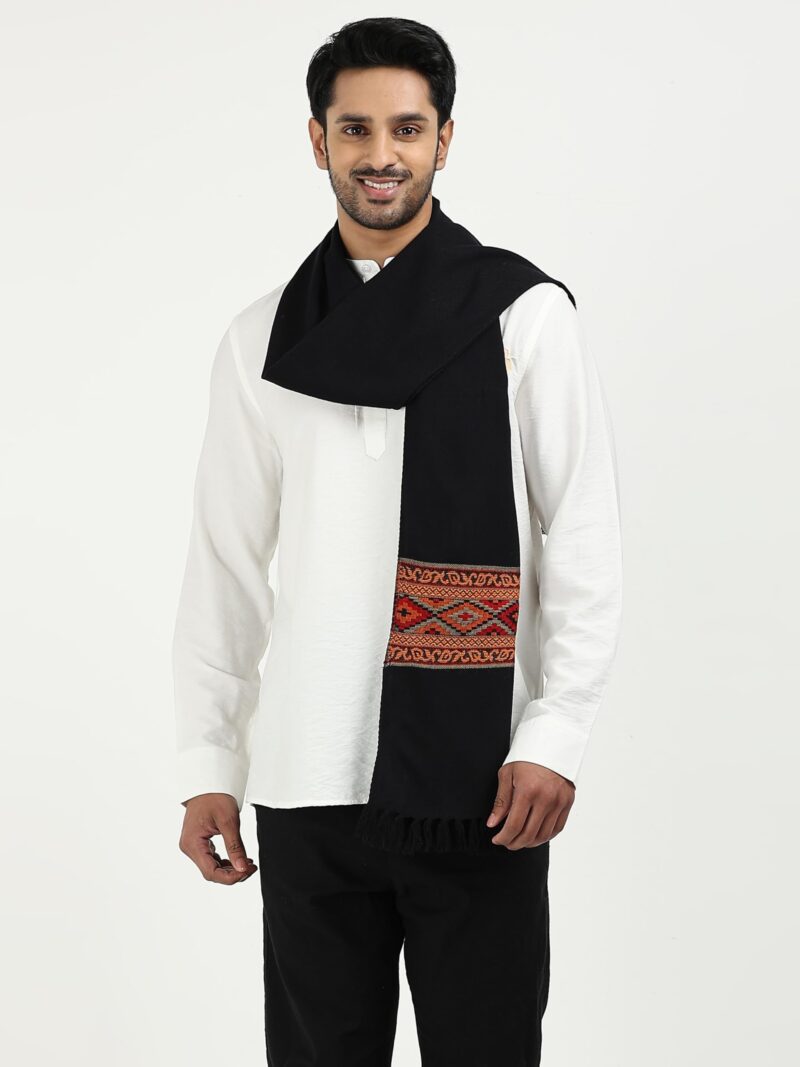 Arvore Bunkaar Handwoven Woolen Muffler for Men (Black) - Image 4