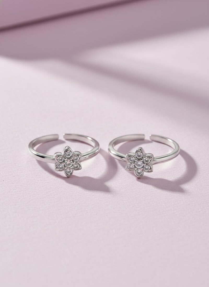 Parnika 925 Sterling Silver Floral Design Adjustable Toe Ring with Cubic Zirconia for Women - Image 3