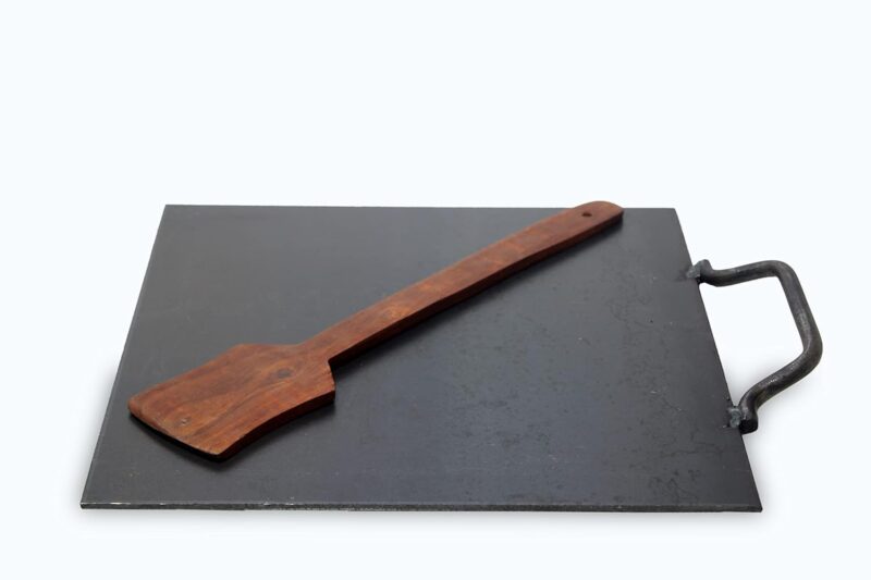 PRINA E-SHOP Iron Flat Square Design Induction Comfortable Tawa with One Side Handle with Wooden Turner for Dosa/Roti/Chappati/Dosa Kallu (Black_12inch x 12inch) - Image 2