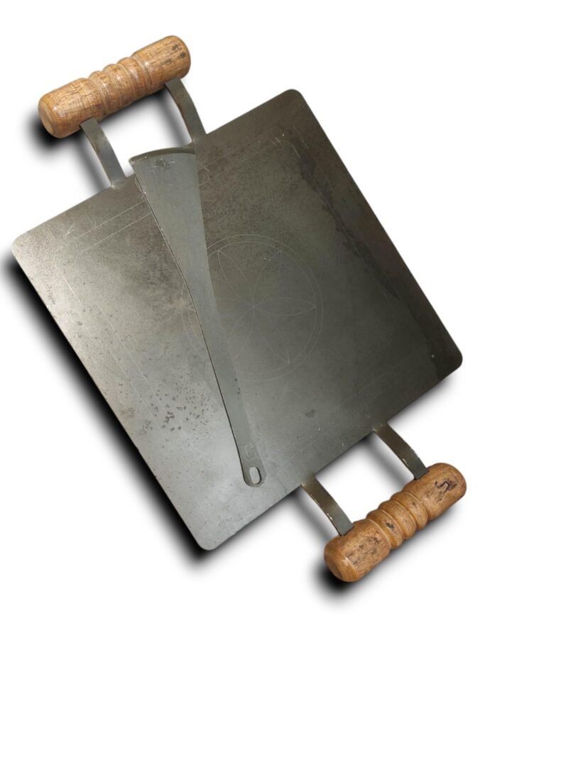 NAAYAGI - Pure Iron Tawa, PATHRI TAWA with Double Wooden Handle, 12 Inch, 5.1 mm Thick Approx for dosa, roti, (Square TAWA - 12 INCH, 5.1 MM Thick) - Image 3