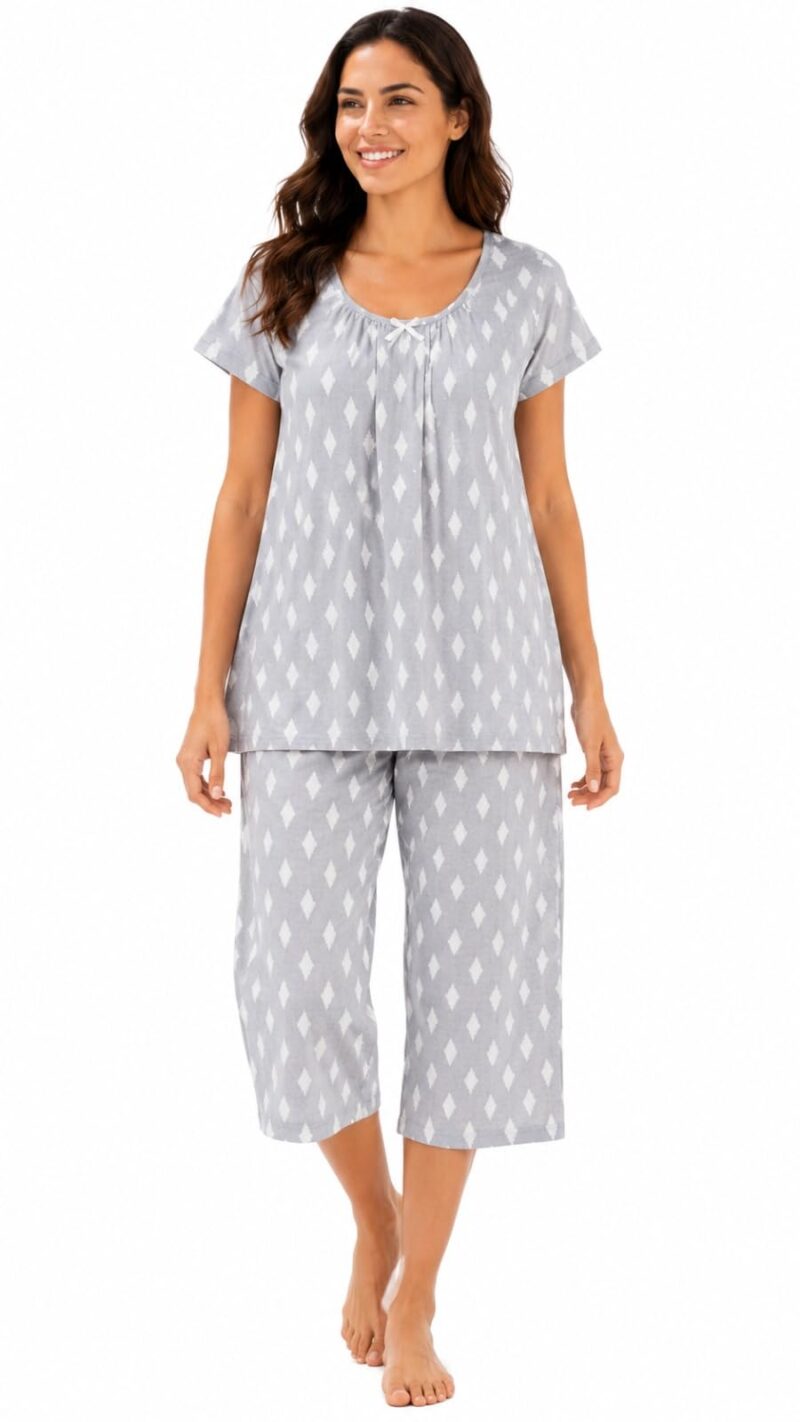 Evolove & Venus Pure Double Cloth Night Suit Set for Women | Printed Short Sleeve Sleep Top & Capri Pajama Set | Comfortable Nightwear Loungewear & Sleepwear Set | Light Grey Large