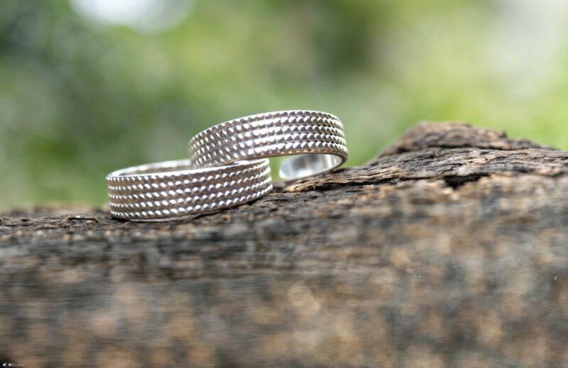 Silver Chest 925 Toe Ring Silver For Women - Pair of 2 Adjustable Size Self Design Sterling Silver Toe Rings Bands - Image 4