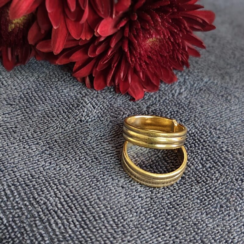 Traditional Panchaloha/impon/five metal Toe Rings for Women, Adjustable Metal Design, Gold-Toned for daily use - Image 3