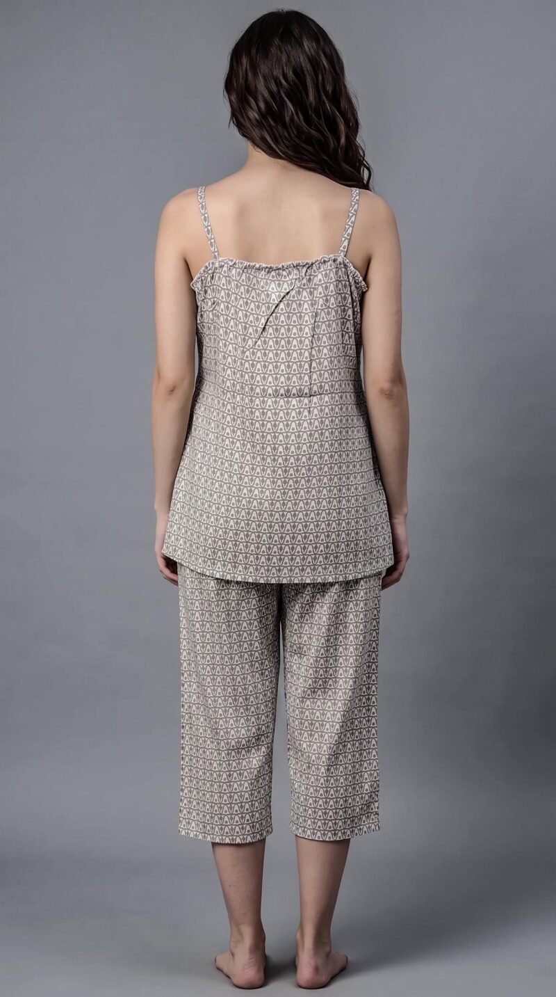 Evolove x Venus Rayon Slub Floral Capri Pajama Set for Women | V-Neck Short Sleeve Top & Capri Pants | Night Suit, Grey, M - Image 2