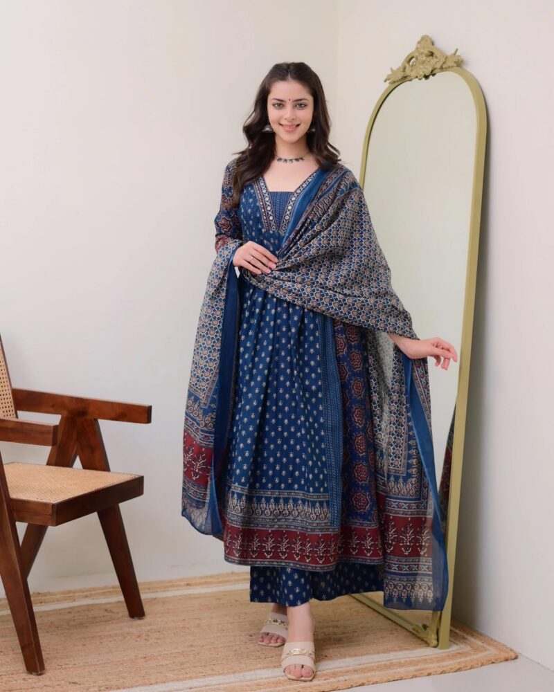KLOSIA Women Printed Anarkali Kurta and Pant Set with Dupatta Teal Blue - Image 6