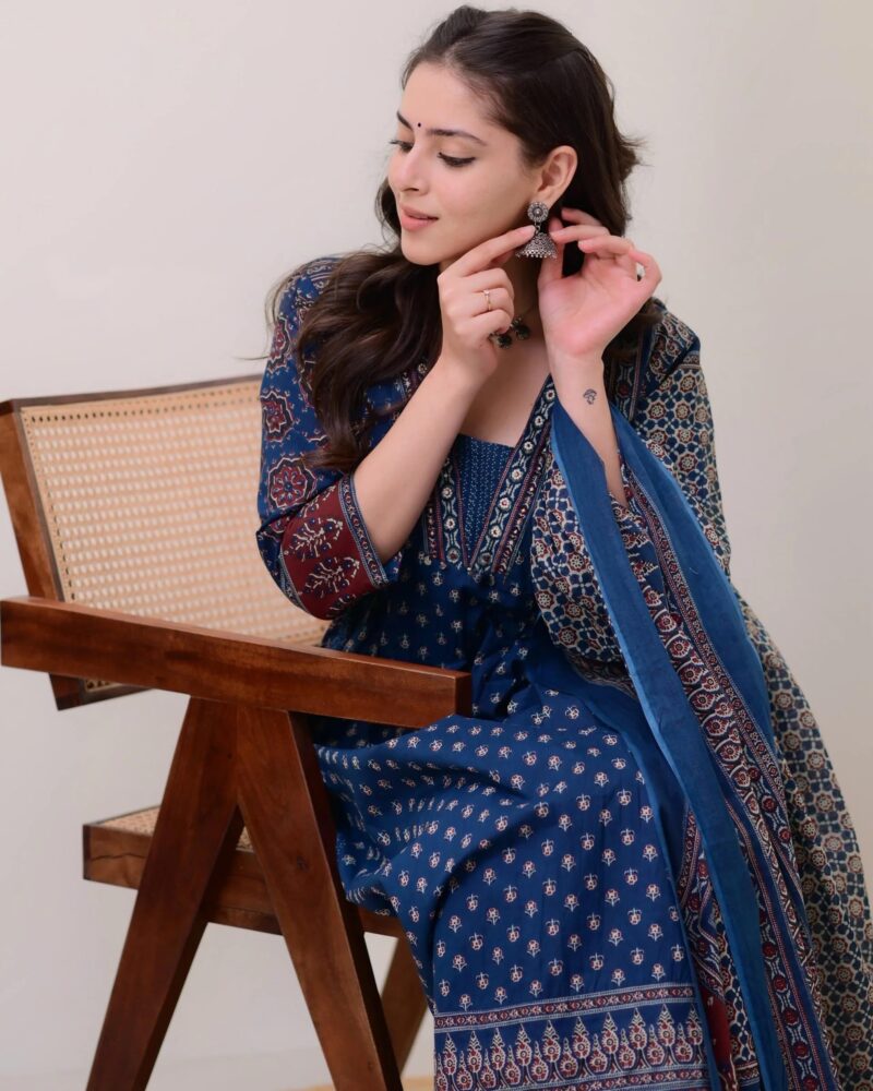 KLOSIA Women Printed Anarkali Kurta and Pant Set with Dupatta Teal Blue - Image 5