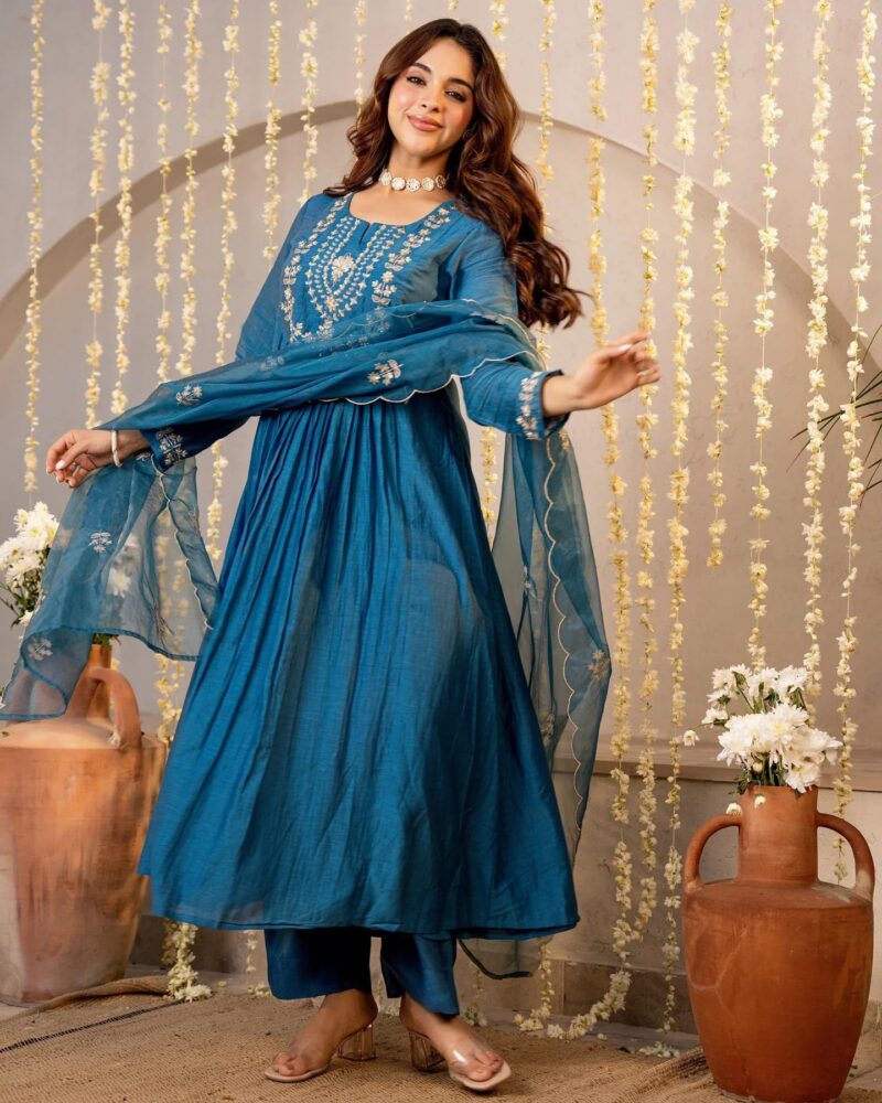 Nermosa Women Embroidery Solid A-Line Kurta and Pant Set with Dupatta (IN, Alpha, L, Morepeach) - Image 3